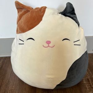Cam the Calico Cat 16in Squishmallow